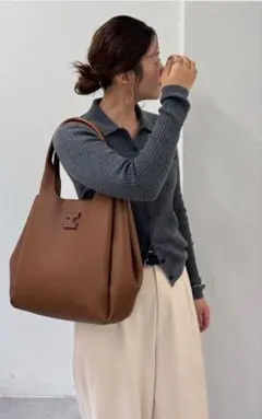 イアクッチ ボルゴ アリス トート - メルカリ