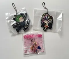 《新品未使用》ワンピース ルフィ ゾロ チャーム キーホルダー セットのサムネイル