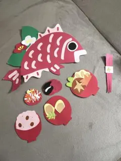 お食い初め　壁面飾り　お祝い膳（鯛・赤飯・煮物など）　ハンドメイド
