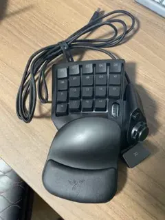 Razer Tartarus V2 左手デバイス