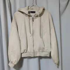 ZARA ベロアパーカー　ベージュ　Ｌサイズ
