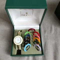 【電池交換済動作OK】GUCCI アナログ腕時計 チェンジベゼル　箱付きのサムネイル