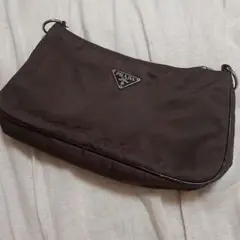 プラダ　PRADA ポーチ　バッグ　茶