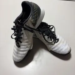 NIKE サッカー フットサルシューズ ホワイト ブラック