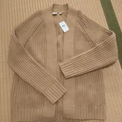 タグ付き未使用GAP KIDS ベージュ カーディガン 140cm