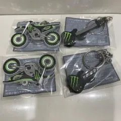 セブンイレブン　モンスター　オリジナルキーホルダー