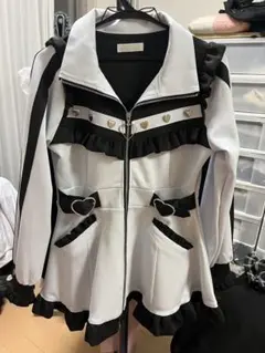 Item thumbnail for item 6a8e9255-2b64-430c-be61-b23f0f1c56c5