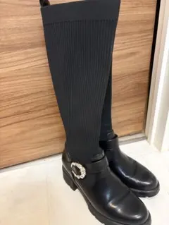 リブ編みニットバックル付きロングブーツ