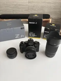 Nikon Z fc 16-50mm レンズキット ＋ 単焦点・望遠レンズのサムネイル