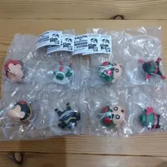 クレヨンしんちゃん 仮面ライダー コラボレーションフィギュア ガチャ コンプ