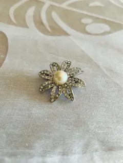 【FOXEY】ブローチ