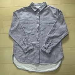 長袖ストライプシャツ