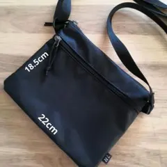 ブラック サコッシュ ショルダーバッグ