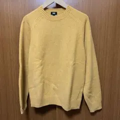 ユニクロ　プレミアムラムクルーネックセーター（長袖）　Mサイズ