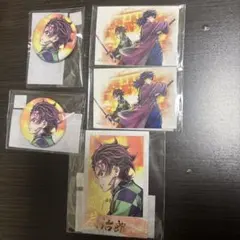 鬼滅の刃　繋ぐくじ　ブロマイド　缶バッジ　ステッカー