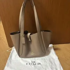 コーチのハドリーターンロックトートバッグ