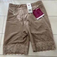 即発送♪新品　wing ガードル 76 トリンプ　レリアン　ヨーガンレール