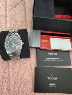 Item thumbnail for item 57bb8bb5-eafb-422f-bc0b-52ed6cbc4bc3