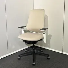 アウトレット展示品・2025年製 内田洋行 リーフレク 可動肘 ベージュ