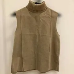 ZARA タートルネック ノースリーブニット