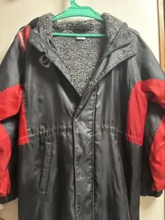 【最終値下げ美品】Nike フリースライニング ベンチコート ブラック/レッド