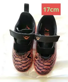 プーマPuma サッカー/ブラック.オレンジ/トレーニングシューズ17cm