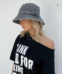 Item thumbnail for item b213f3ec-f923-4912-8e64-55b7e781783b