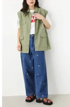 花柄刺繍付きダークブルーストレートデニム