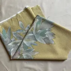 ボタン模様ハギレ　縮緬？