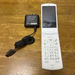 ❣️ 【docomo N-01G 】ホワイト ガラケー 初期化済み 動作確認済みのサムネイル