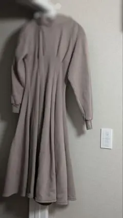 裏起毛　ワンピース　フード付き