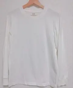 《匿名発送》UNIQLO ホワイト 長袖Tシャツ
