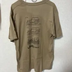 ベージュ Tシャツ