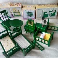 シルバニアファミリーの緑の家具12点まとめ