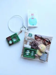 ガチャ詰めポーチ　コーヒーショップ　クアッカー　キャンディバッグキーホルダー