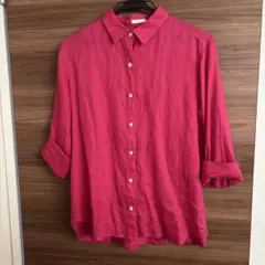 ビビットピンク リネンシャツ