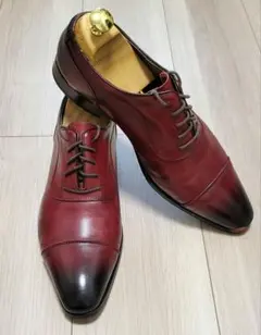 マドラス madras 革靴 ストレートチップ 赤 レッド ボルドー 25cmのサムネイル