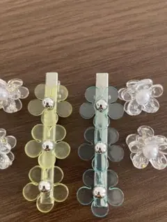 花モチーフヘアピンとハート型クリップセット