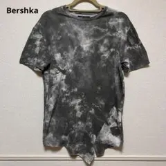 Bershka デザインTシャツ　半袖