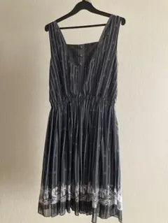 axes femme ワンピース　ひざ丈　お買い得品　最終値下げ