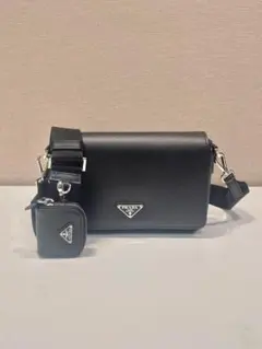 PRADA プラダ ショルダーバッグ ブラックのサムネイル