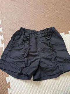 黒 フリル付き 半ズボン 110