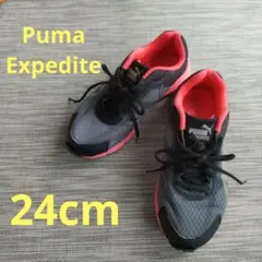 Puma プーマ　ランニングシューズ　グレー/ピンク スニーカー 24cm