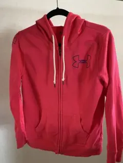 Under Armour ピンク フルジップパーカー M