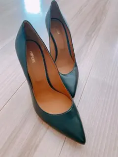 ピッピシック　パンプス　ハイヒール