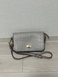 GUESS グレー ショルダーバッグ ゴールドチェーン