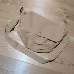 Item thumbnail for item 8936f5cf-6d73-404c-afcf-9386304b286c