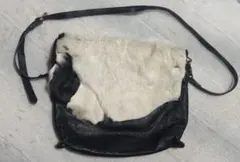レザーと毛皮のショルダーバッグ
