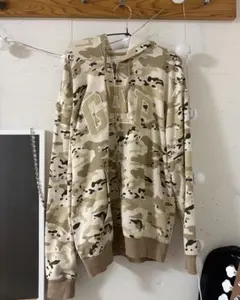 GAP カモフラージュ柄 ジップアップパーカー