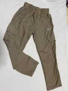 Nike ベージュ カーゴパンツ Sサイズ 130 140